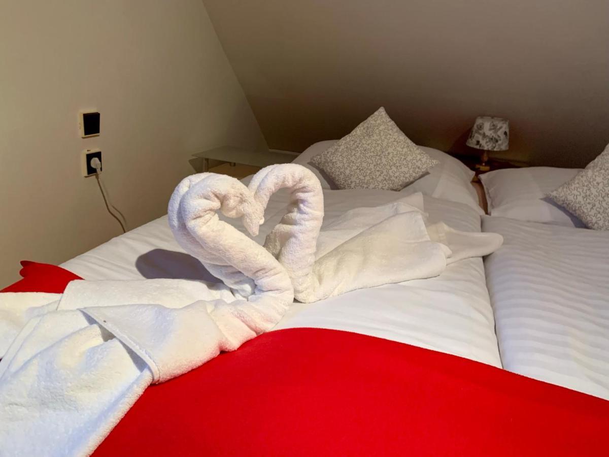Penzion Vanessa Lipova Lazne Exteriör bild